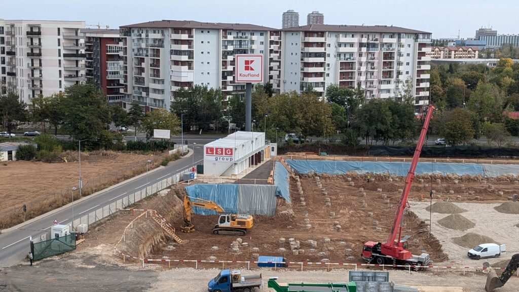 PXL 20240925 100218613