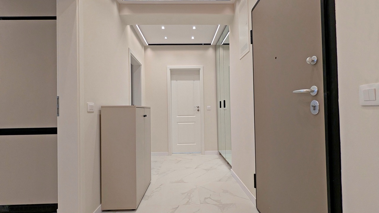 edit PXL 20251216 121853646 Large