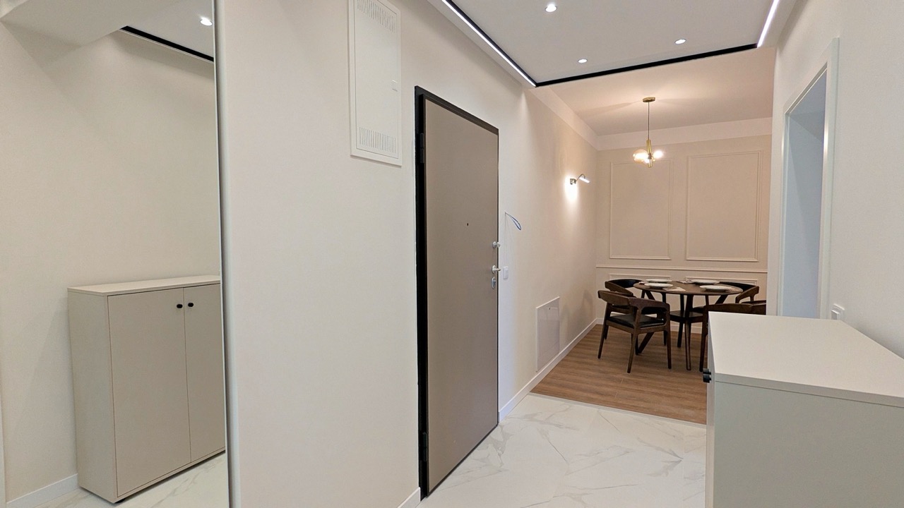 edit PXL 20251216 122121821 Large