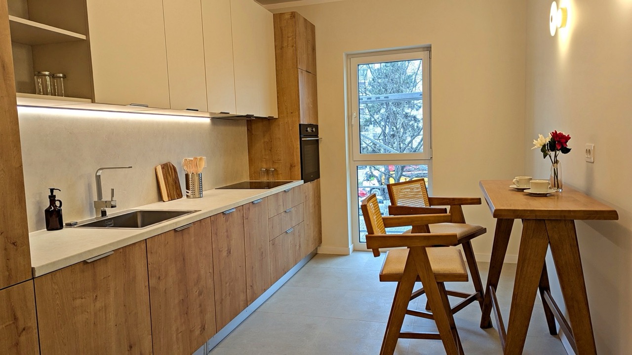 edit PXL 20251216 123418800 Large