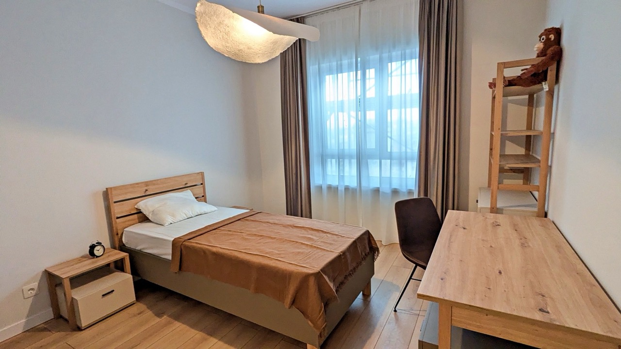 edit PXL 20251216 123843274 Large