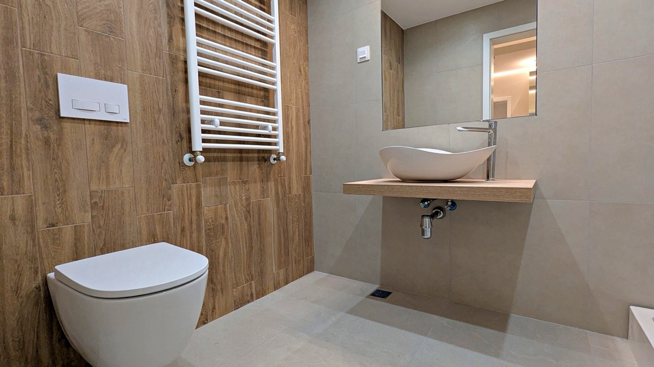 edit PXL 20251216 124004308 Large